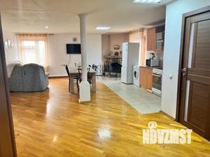 Дом 130м², 2-этажный, посуточно,