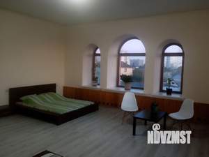 Коттедж 500м², 3-этажный, на длительный срок,