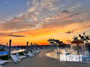 Дом 500м², 3-этажный, посуточно,