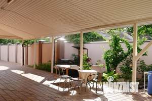 Дом 270м², 1-этажный, посуточно,