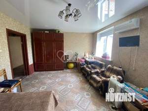 Дом 241м², 2-этажный, участок 6 сот.