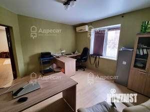 Дом 193м², 2-этажный, участок 4 сот.