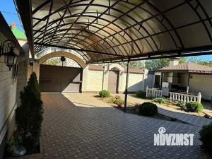 Дом 287м², 2-этажный, участок 4 сот.