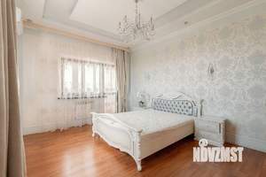 Дом 211м², 2-этажный, участок 4 сот.