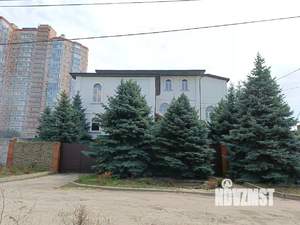 Дом 1298м², 4-этажный, участок 10 сот.