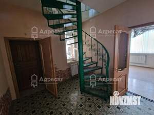 Дом 396м², 3-этажный, участок 6 сот.