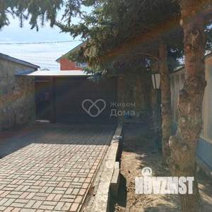 Дом 378м², 3-этажный, участок 5 сот.