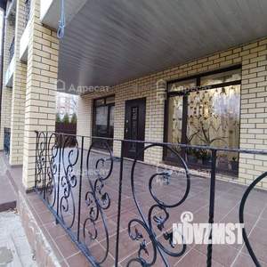 Дом 298м², 3-этажный, участок 6 сот.