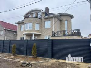 Коттедж 294м², 3-этажный, участок 10 сот.