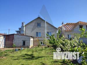 Дом 162м², 2-этажный, участок 15 сот.