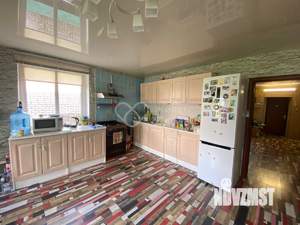 Дом 241м², 2-этажный, участок 6 сот.