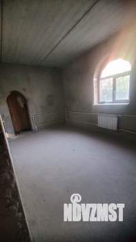 Дом 212м², 2-этажный, участок 6 сот.