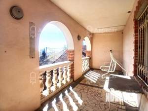 Дом 484м², 3-этажный, участок 10 сот.