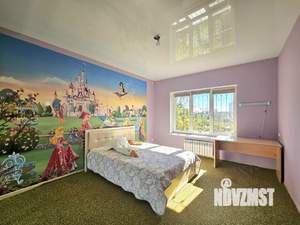 Дом 98м², 2-этажный, участок 3 сот.