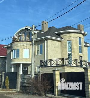 Коттедж 294м², 3-этажный, участок 10 сот.