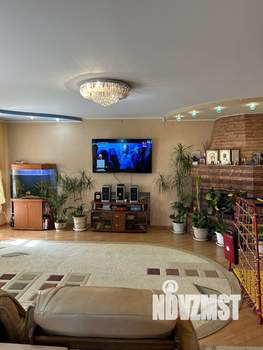 Коттедж 185м², 2-этажный, участок 4 сот.