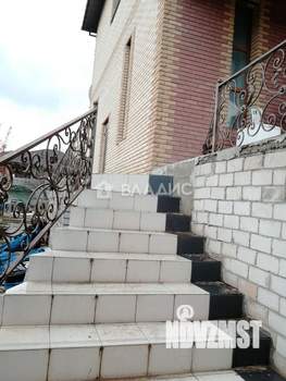 Дом 447м², 3-этажный, участок 10 сот.