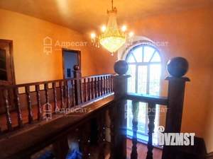 Дом 484м², 3-этажный, участок 10 сот.