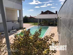 Дом 193м², 2-этажный, участок 12 сот.