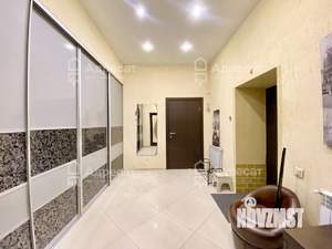 Дом 473м², 3-этажный, участок 8 сот.