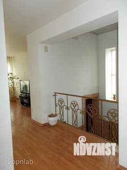 Дом 193м², 2-этажный, участок 12 сот.