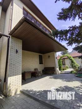 Дом 221м², 2-этажный, участок 9 сот.