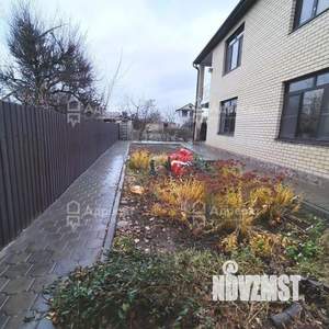 Дом 298м², 3-этажный, участок 6 сот.