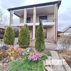 Дом 298м², 3-этажный, участок 6 сот.