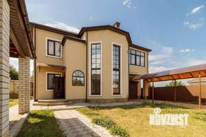 Дом 211м², 2-этажный, участок 4 сот.