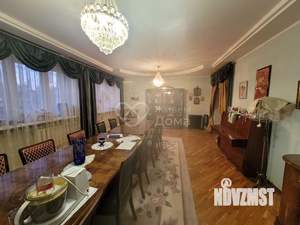 Дом 548м², 3-этажный, участок 5 сот.