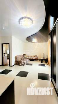 Дом 106м², 2-этажный, участок 8 сот.