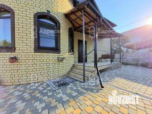 Дом 302м², 3-этажный, участок 7 сот.