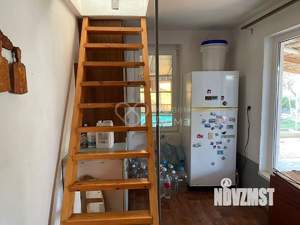 Дом 60м², 2-этажный, участок 6 сот.