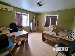 Дом 193м², 2-этажный, участок 4 сот.