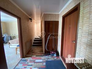 Дом 241м², 2-этажный, участок 6 сот.