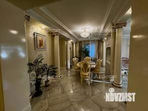 Дом 266м², 2-этажный, участок 6 сот.