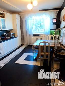 Дом 417м², 2-этажный, участок 11 сот.