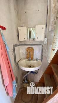 Дом 42м², 2-этажный, участок 6 сот.