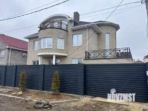 Коттедж 294м², 3-этажный, участок 10 сот.