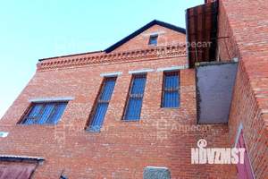 Дом 378м², 3-этажный, участок 15 сот.