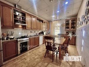 Дом 467м², 2-этажный, участок 11 сот.