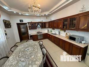 Дом 380м², 2-этажный, участок 7 сот.