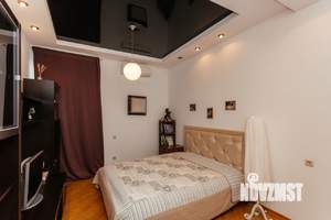 Коттедж 422м², 2-этажный, участок 20 сот.