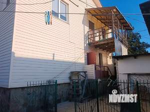 Дом 180м², 2-этажный, участок 3 сот.