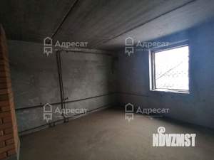 Дом 295м², 3-этажный, участок 6 сот.