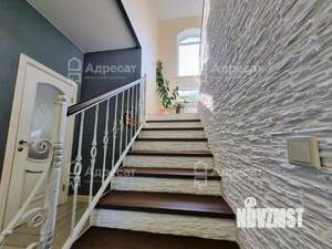 Дом 302м², 3-этажный, участок 7 сот.