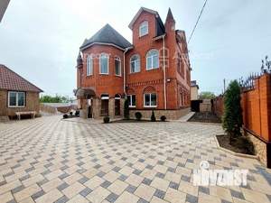 Дом 394м², 3-этажный, участок 6 сот.