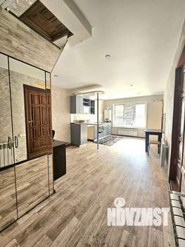 Дом 98м², 2-этажный, участок 3 сот.