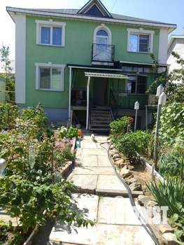 Дом 240м², 3-этажный, участок 5 сот.