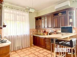 Дом 240м², 2-этажный, участок 7 сот.